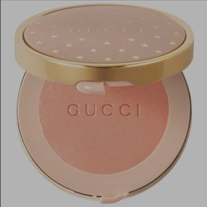 Gucci Luminous Matte Beauty Blush 02 Tender Apricot. BNIB $ALE